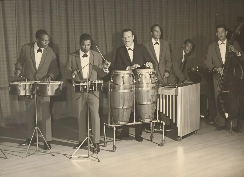 Joe Cuba con Jimmy Sabater en Vivo